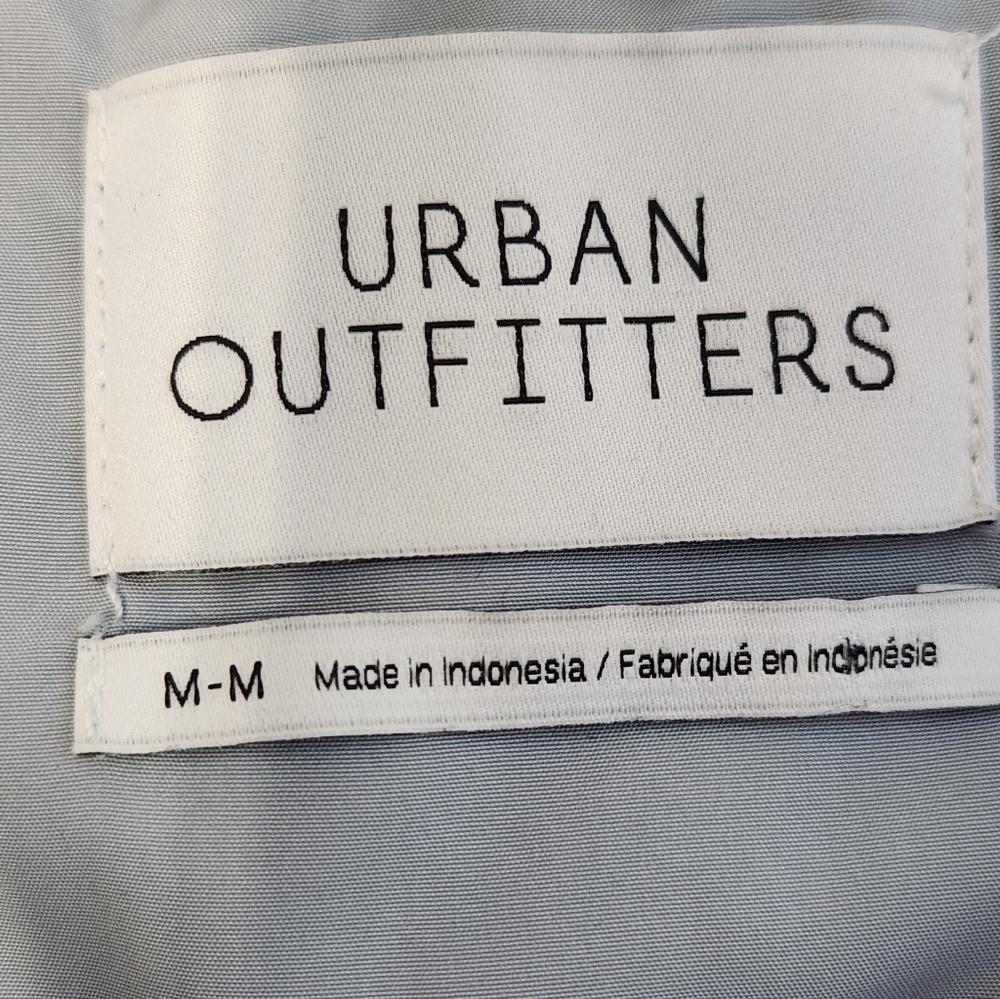 Urban Outfitters Gray Puffer Vest SKU E20 - Picture 7 of 11